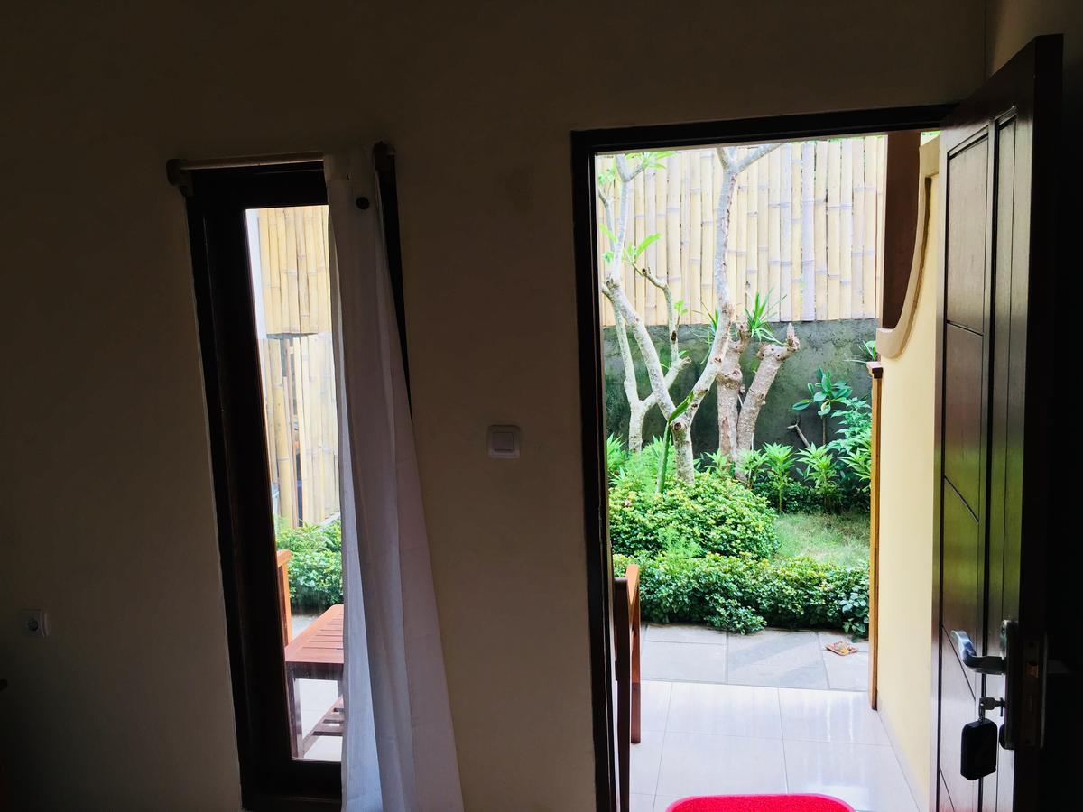 Yudhist Guest House Lembongan Dış mekan fotoğraf